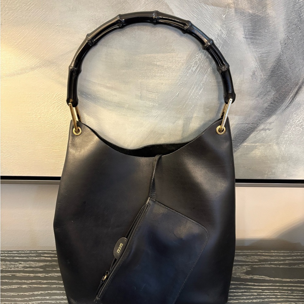 Vintage Gucci Leather Hobo Bag with Bamboo handle and matching mini pouch - Picture 2 of 12